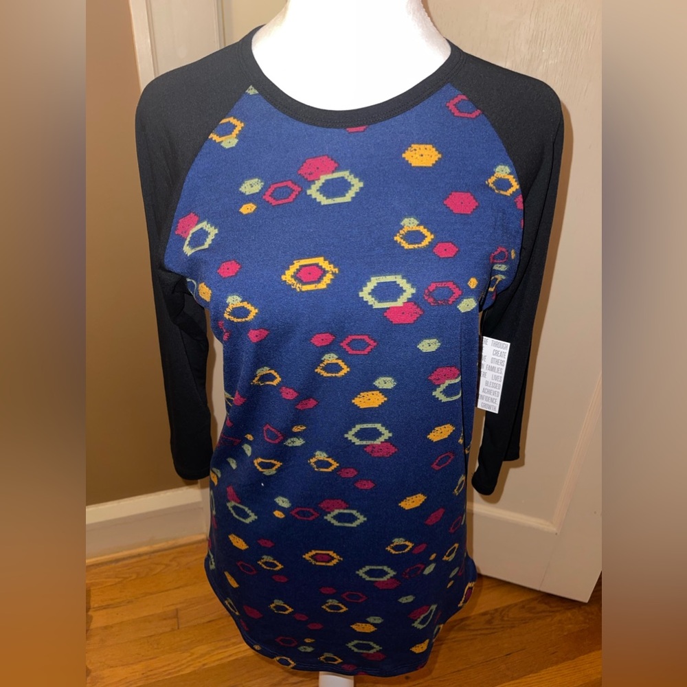 BNWT Small Lularoe Randy Top